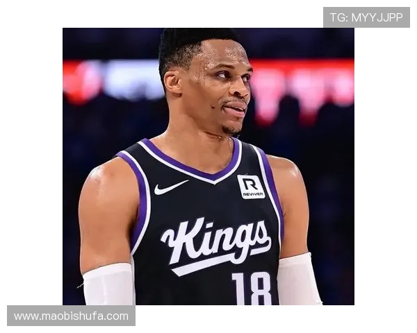 蒙克盛赞威少身材虽小斗志非凡称其加盟必将助力球队提升竞争力 蒙克盛赞威少身材虽小斗志非凡称其加盟必将助力球队提升竞争力