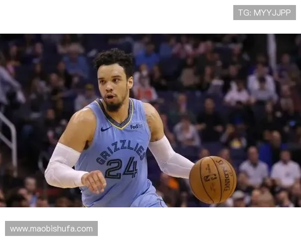 狄龙:比赛的胜负往往在最后几个回合的球权争夺中决定 狄龙:比赛的胜负往往在最后几个回合的球权争夺中决定